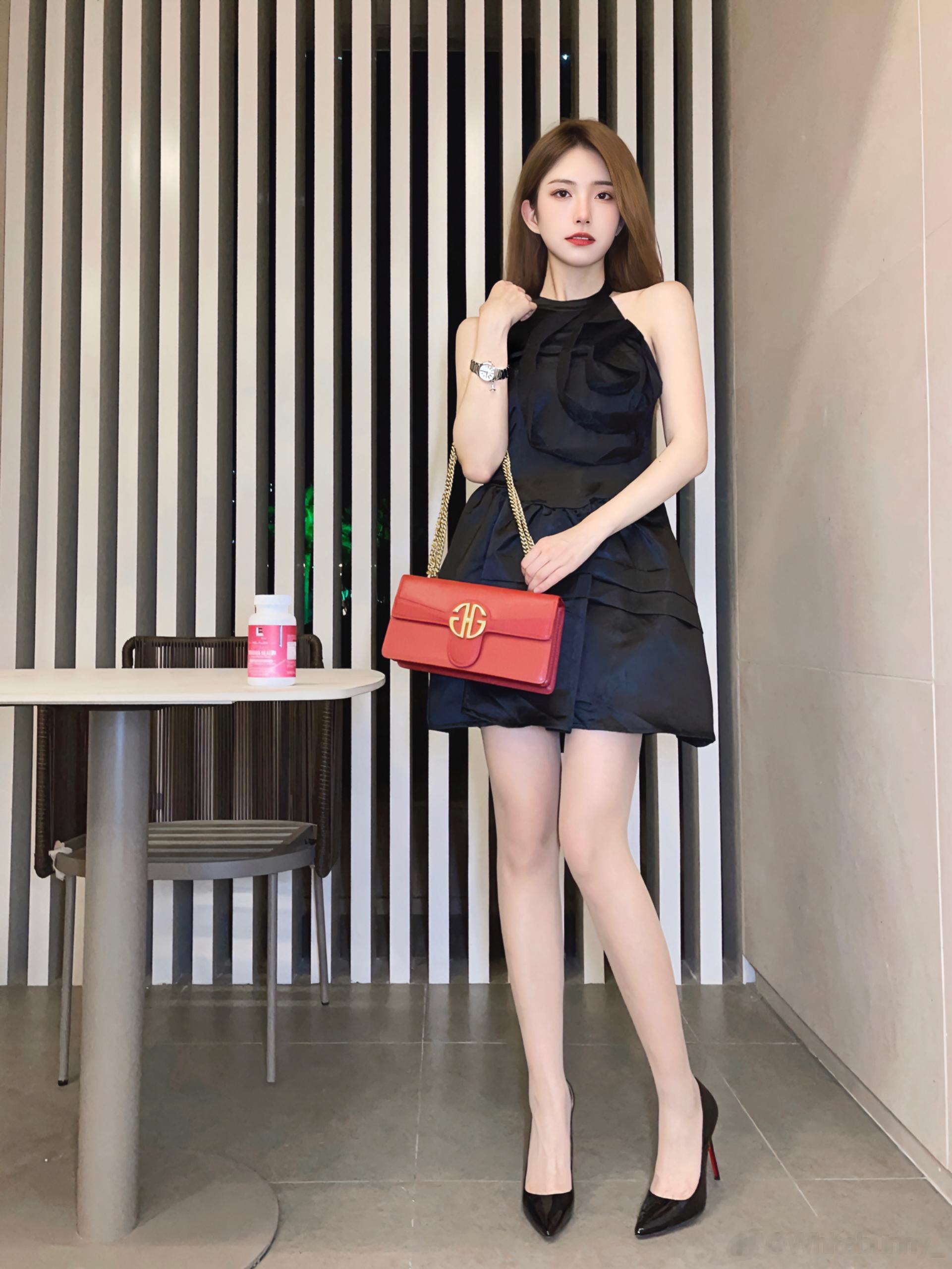 黑红绝配！ ​​​