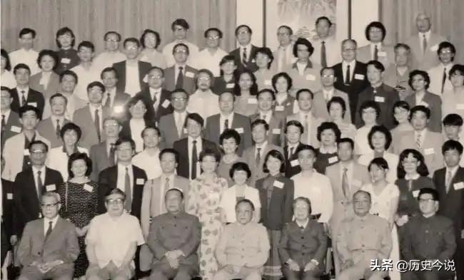 毛主席对台湾问题的远见预判：家国统一，寸土不让
 
阅读此文前，诚邀您点击一下“