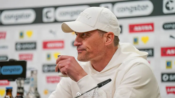 不知道大家听说没，上周末圣保利主场被弗赖堡逆转那场球，圣保利主帅布莱辛赛后一时没