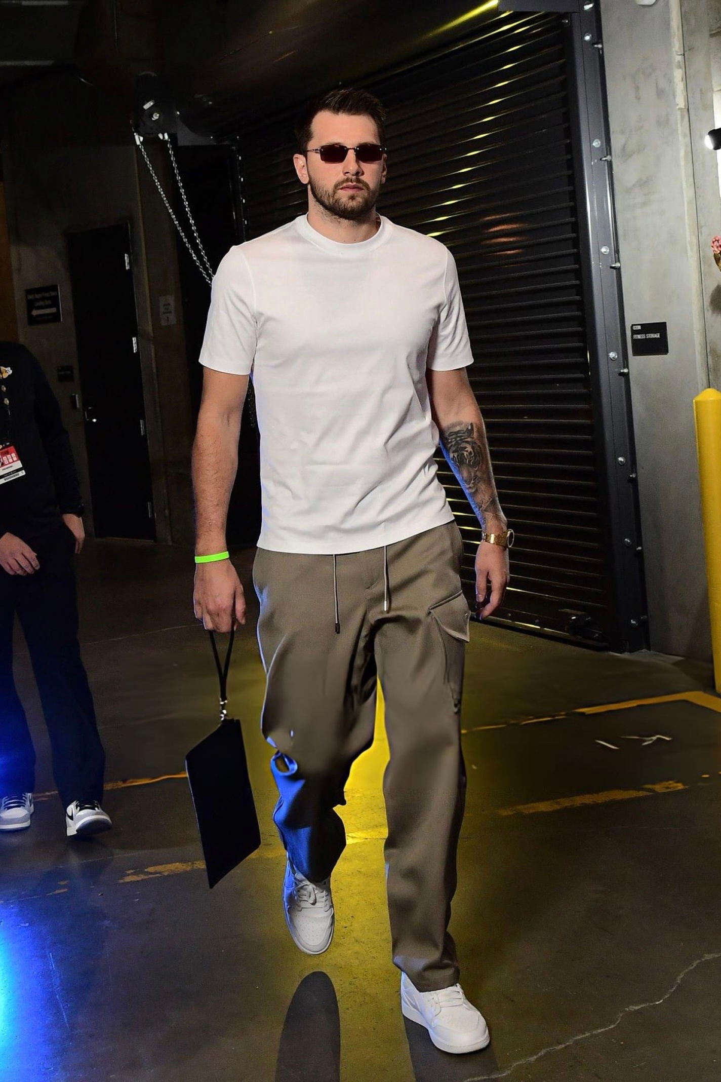 洛杉矶湖人 东契奇-我的评分：鹈鹕vs湖人 友情提示，本赛季已累计14次技犯咯，