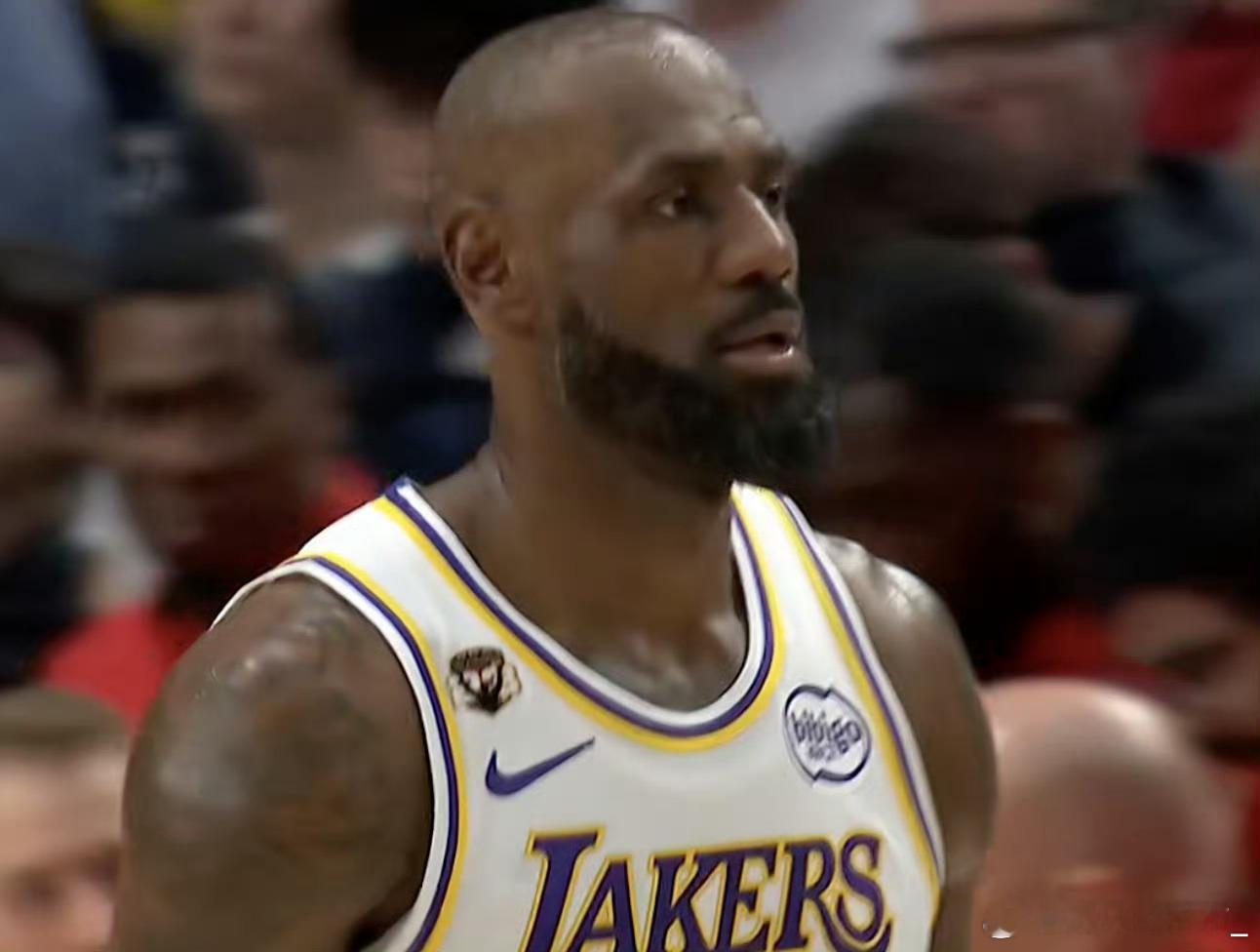 开拓者战胜湖人1月18日NBA常规赛，开拓者主场132-116大胜湖人，豪取2连