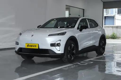 同样13万左右，买深蓝S05新款低配，还是二手高配？我更建议先想清楚你到底在买什