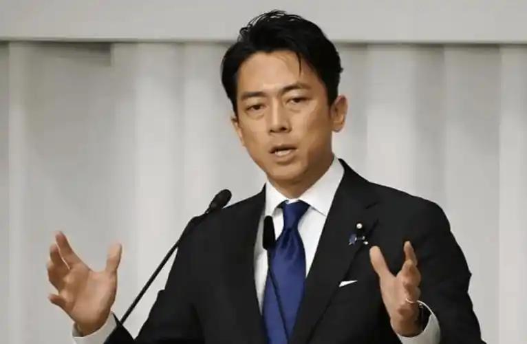 6月28日，日本防卫大臣小泉进次郎在访问韩国期间，特地对中俄刚刚进行的联合空中战