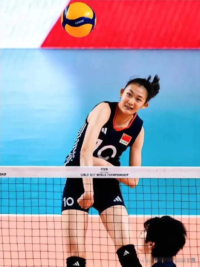 2024U17女排世锦赛1/4决赛，中国女排今夜对阵墨西哥队。
(北京时间)
8