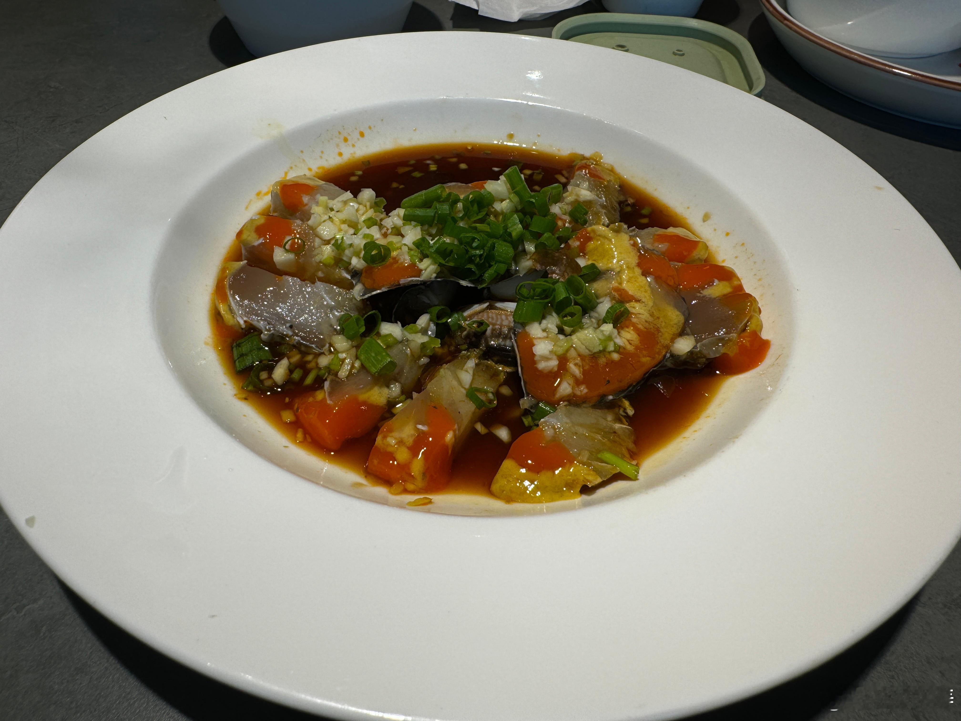 回来简简单单吃顿宁波菜，在重庆火锅真的辣疯了。这家阿毛饭店的还算不错，虽然没有甬