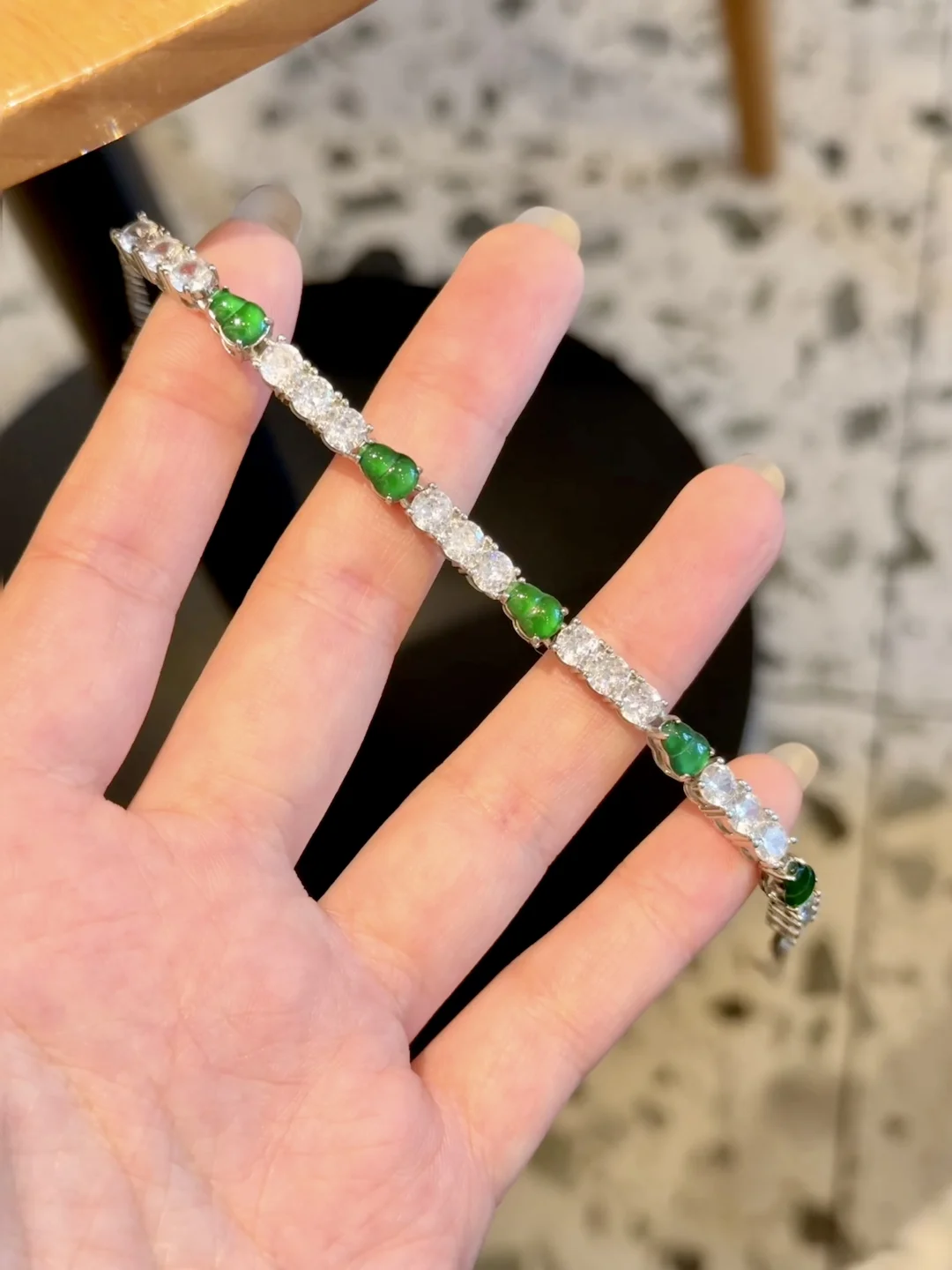 贵气感救星✨翡翠葫芦小排钻！！！