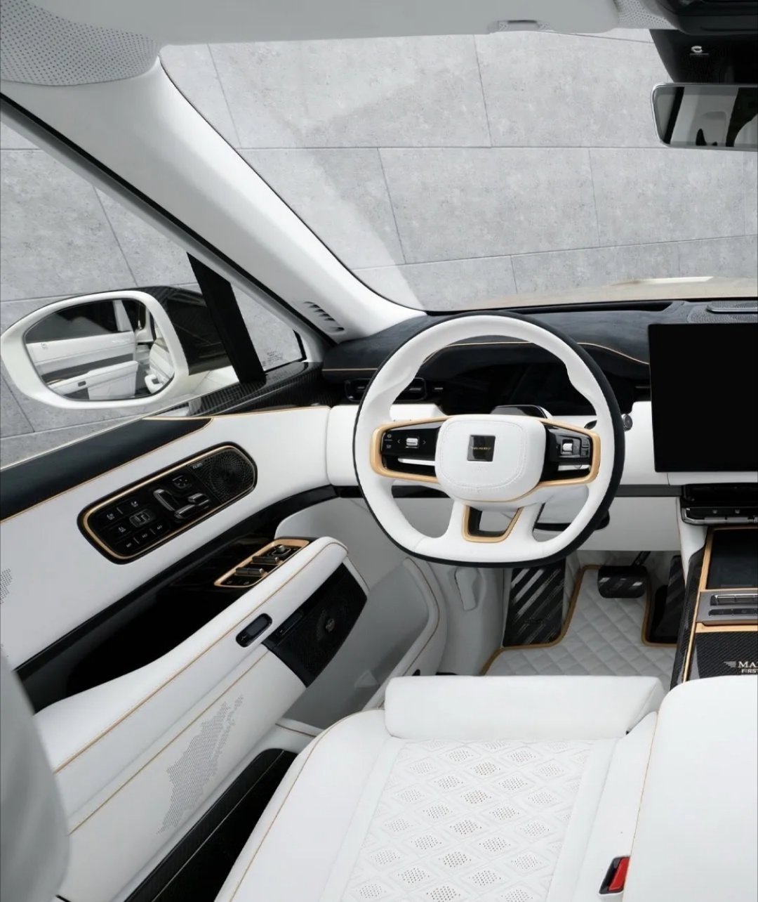 一台50多万的中国车，被全球顶级改装厂迈莎锐买回去改装重做，卖到270万，还有人