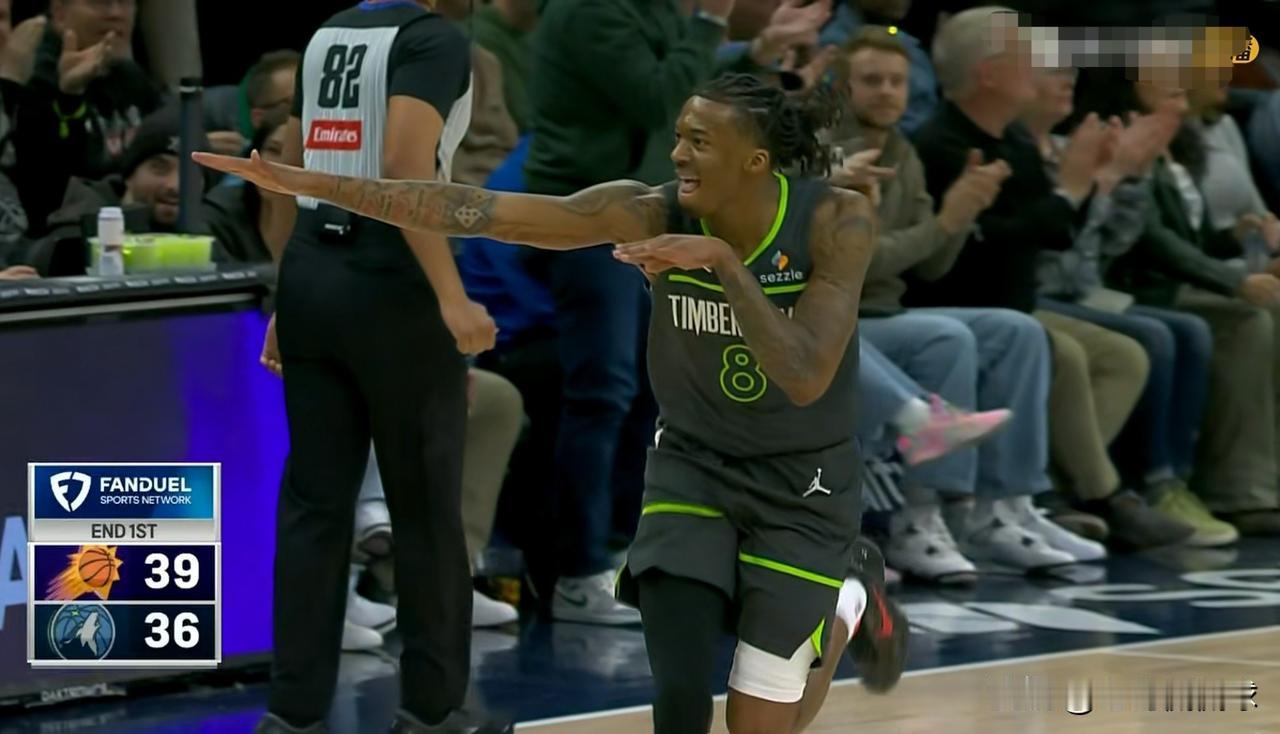 森林狼大将海兰德真是大放异彩！在今天森林狼主场迎战太阳的比赛中，目前双方的上半场