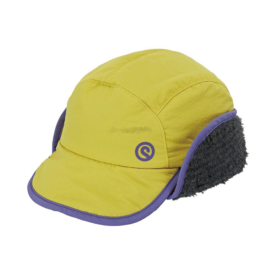 大叔买了个神奇的帽子，怎么说呢，这个帽子两边如果放下来，就很像油头版的鬼子…如果