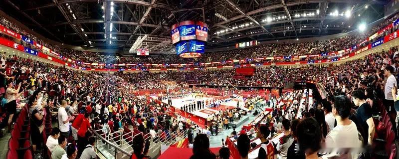 男篮世界杯亚预赛，中国男篮客场对阵日本队的比赛堪称经典。2026年2月26日，在