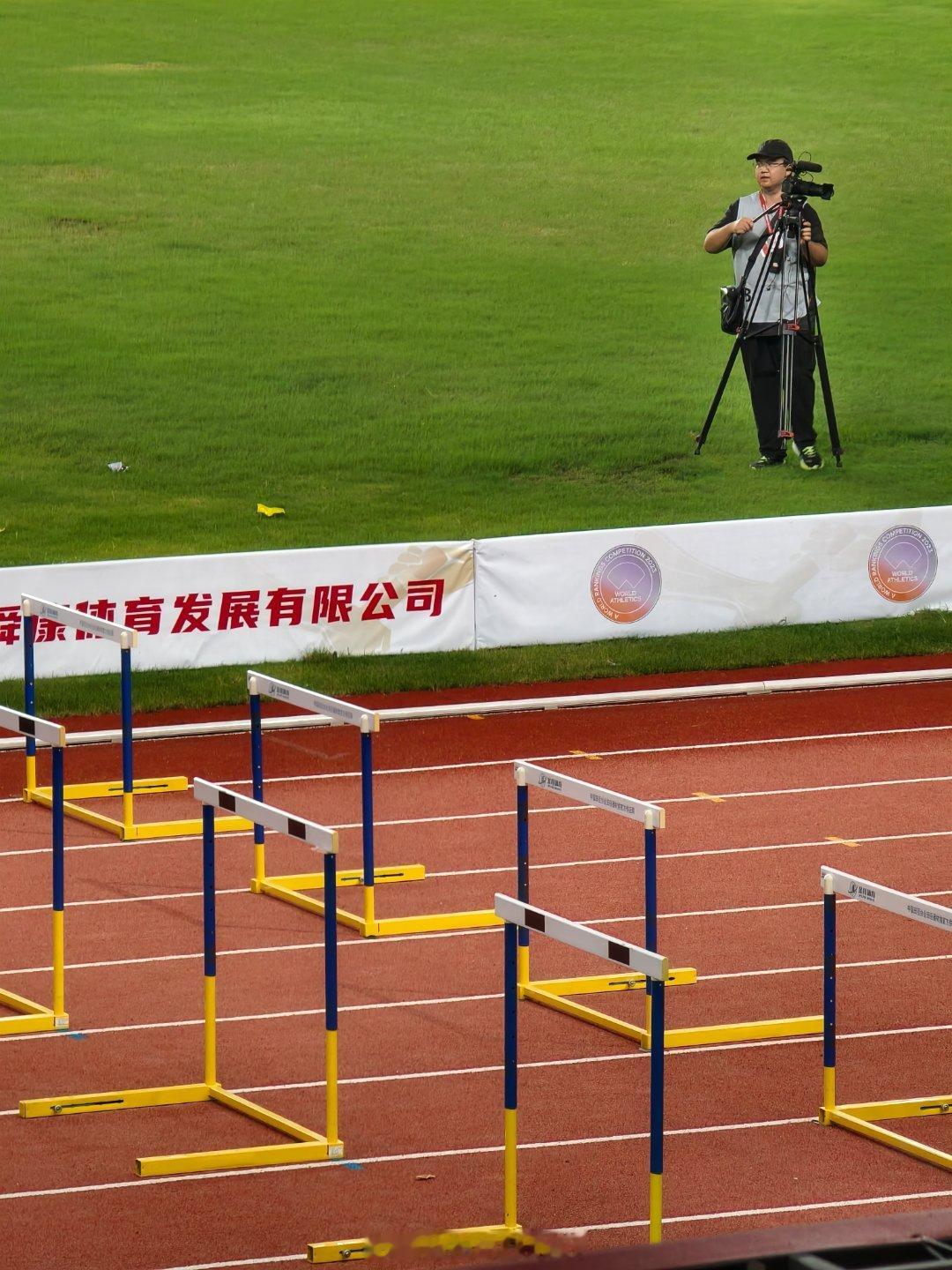 要开始了[你好]混合跨栏接力#田径说一哈##你不知道的田径故事##2024年接力