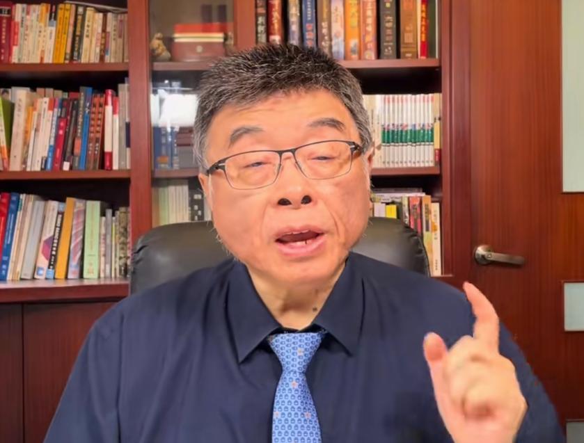 台湾时事评论员邱毅：这两天，突然在岛内的媒体圈流出一份神秘的名单。这份神秘的名单
