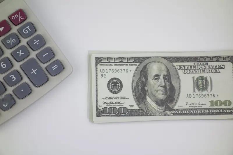 特朗普又搞出大动静了！他暗示自己能操控美元汇率，还说可以让美元像悠悠球一样涨跌。