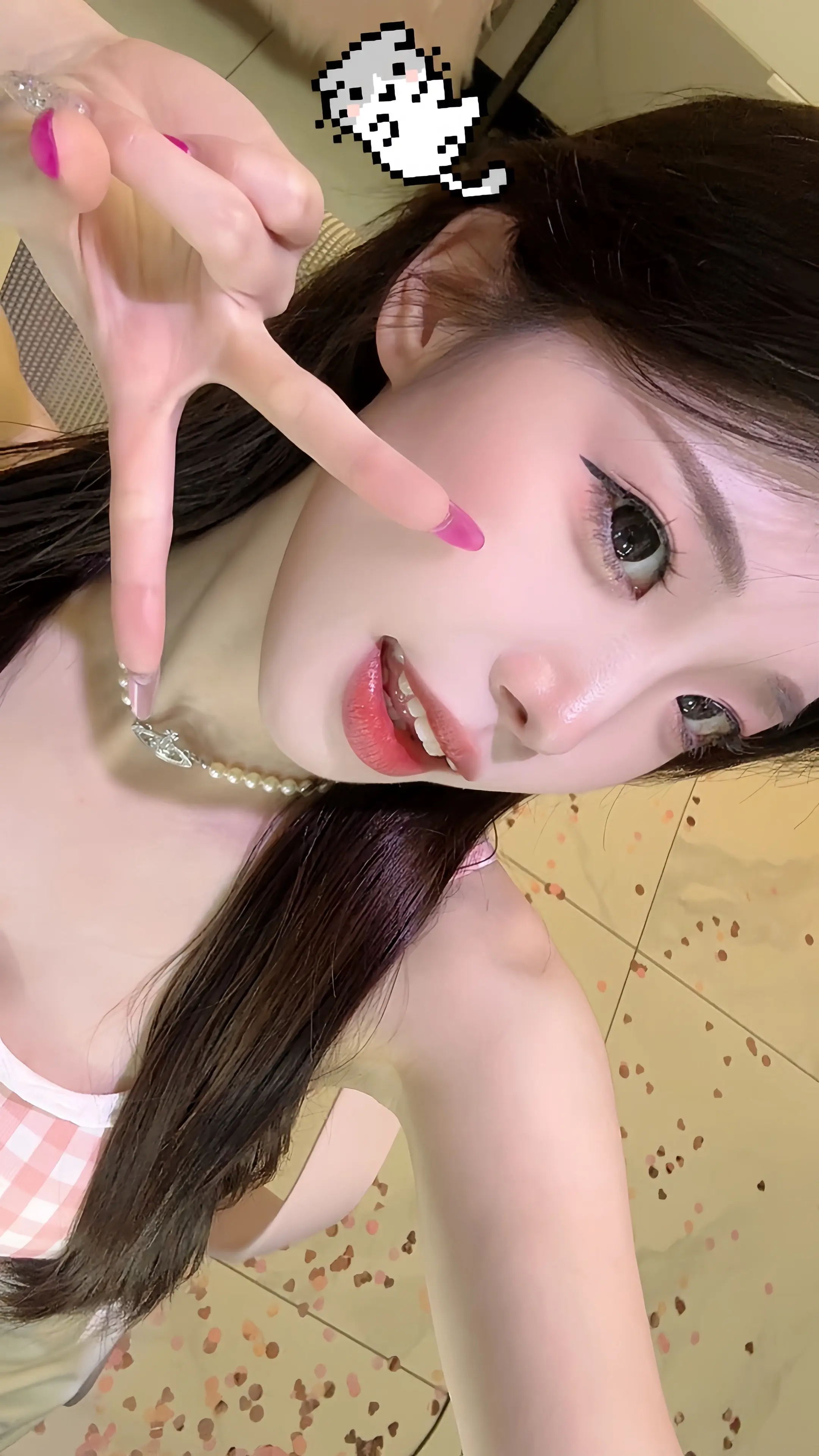 你又在哭泣 我给不了安慰。