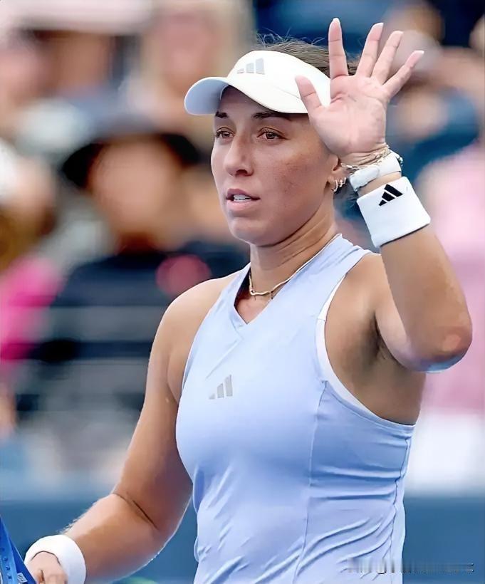 北京时间8月23日凌晨，2026年WTA1000辛辛那提站展开一场女单半决赛的较