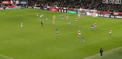 8000万欧的哲凯赖什，从水货到标准的强力中锋，阿森纳球探眼光可以！！！
去年夏