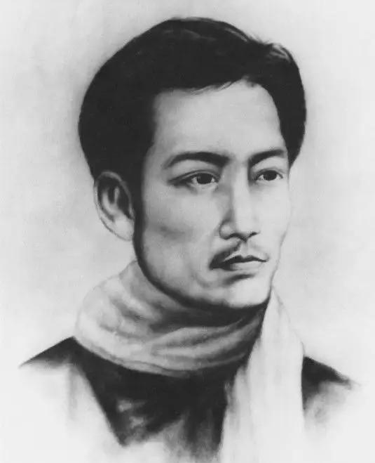 1924年，许白昊回到住处时，看到了脸色紧张的妻子秦怡君。两人对视了一下，许白昊