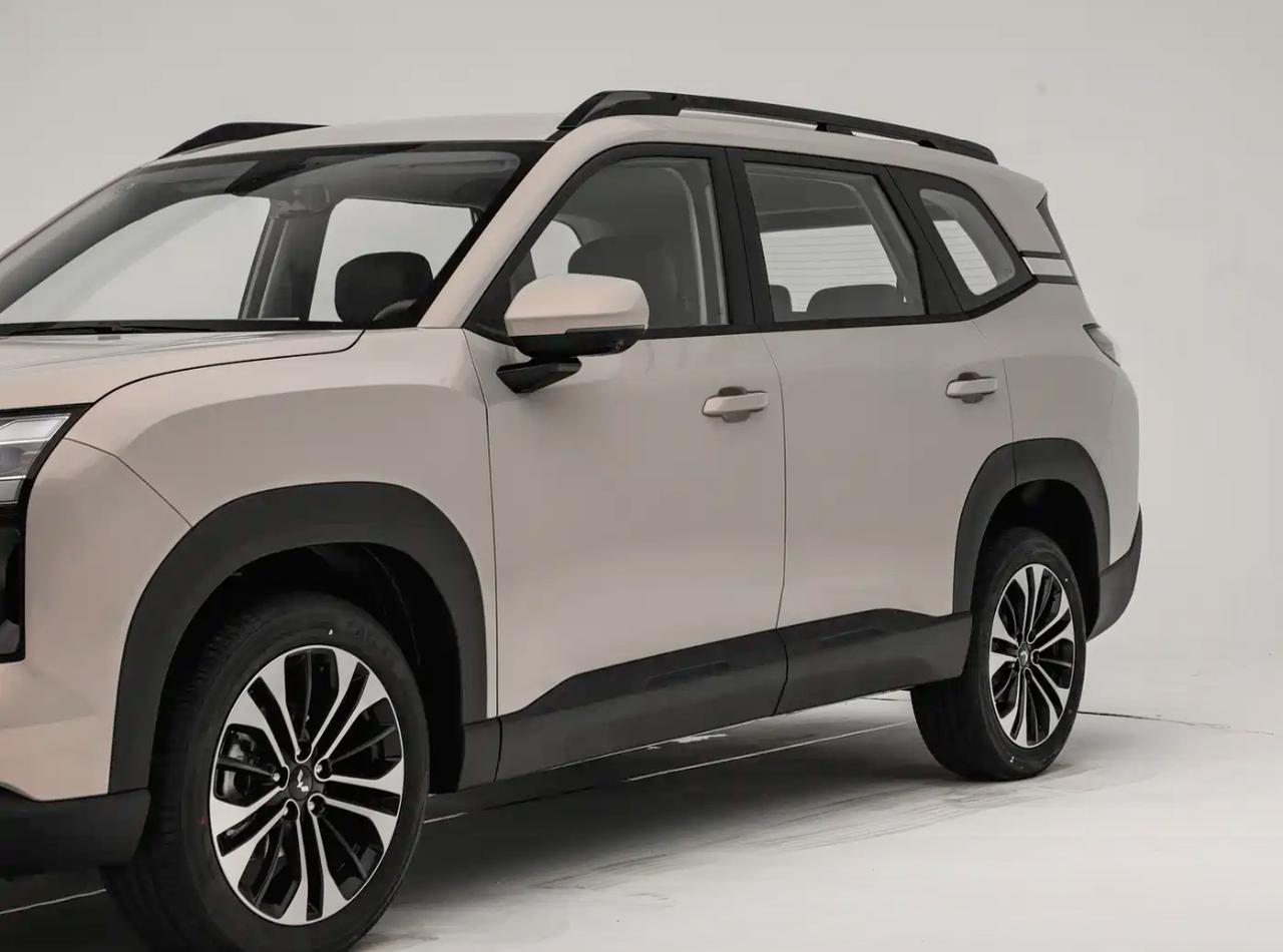 五菱星光560：家用SUV的安全实用主义答卷

作为五菱星光家族首款硬派SUV，