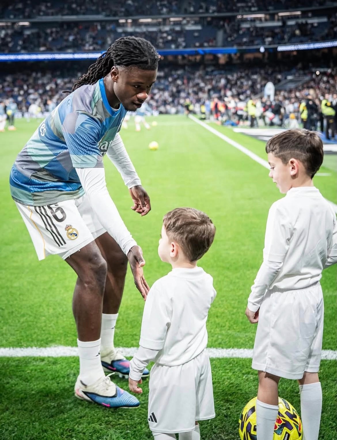 可能是你们今天看到的最可爱的图☺️halamadrid