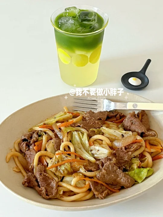 好喜欢我的饭｜简单美味🍜低卡牛肉炒乌冬面