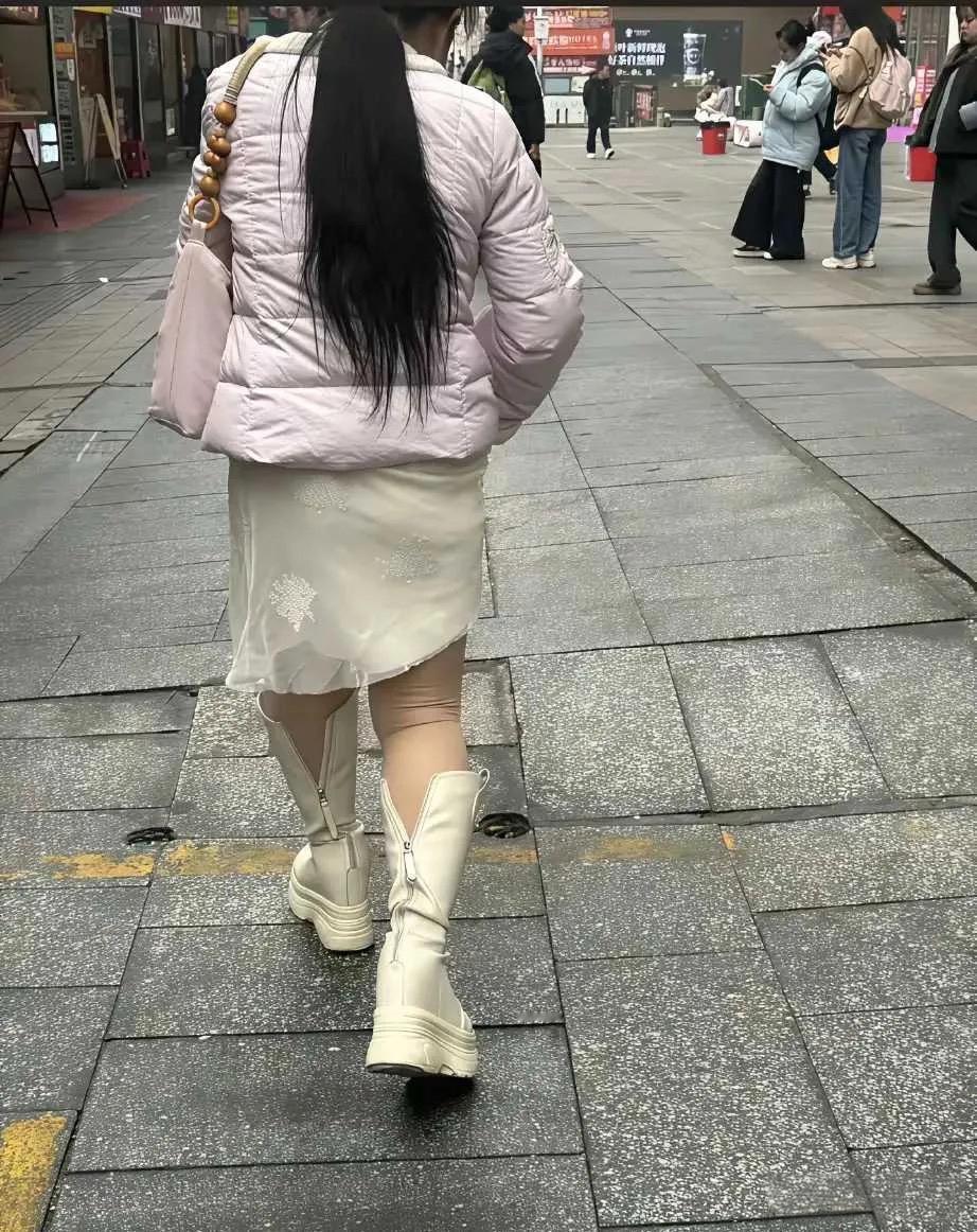 这什么装扮