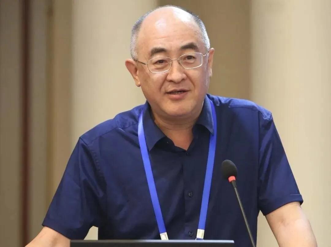 厦门大学教授赵燕菁：房地产乃至中国经济恢复的积极信号正在显现，恢复房价比恢复房地