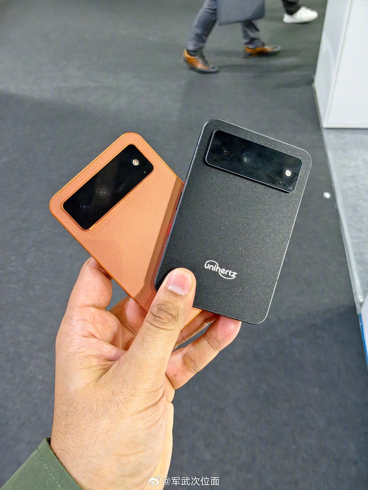 你觉得键盘手机还有回归的希望吗？ 图为国产迷你手机品牌Unihertz官宣全键盘