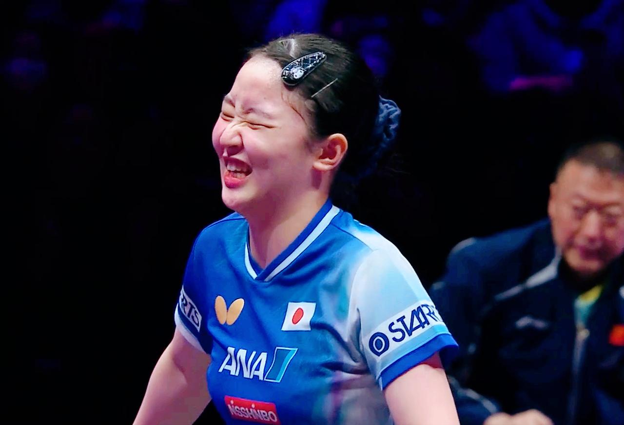 我去！蒯曼实力确实碾压张本美和，但是就是容易断电！

第一局
张本美和6:1开局