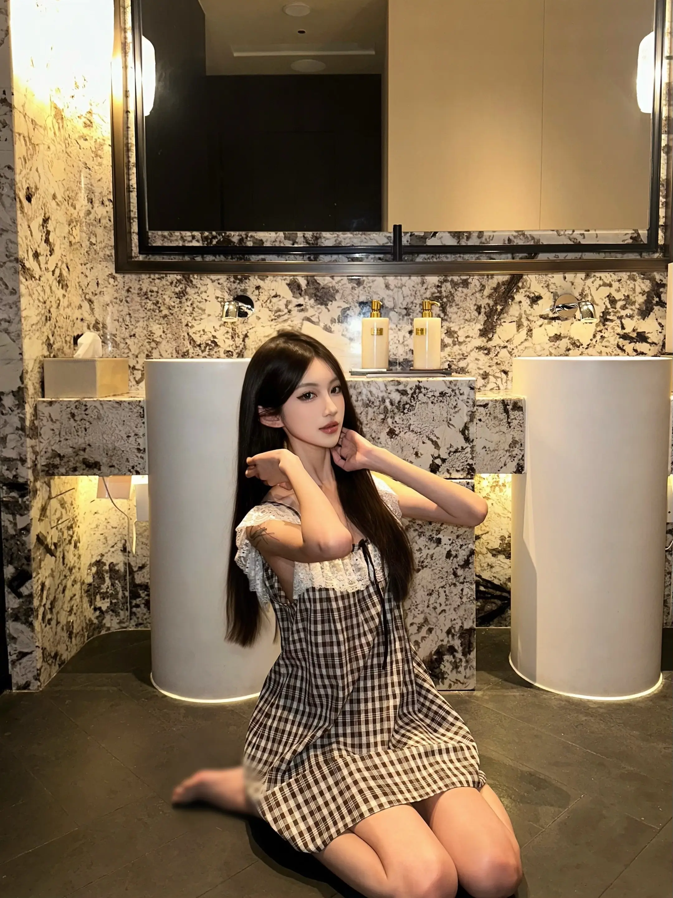 我再也不会和任何人说话了 我就每天自己饿饿饿 睡睡睡好了 这样很好(´･_･`)