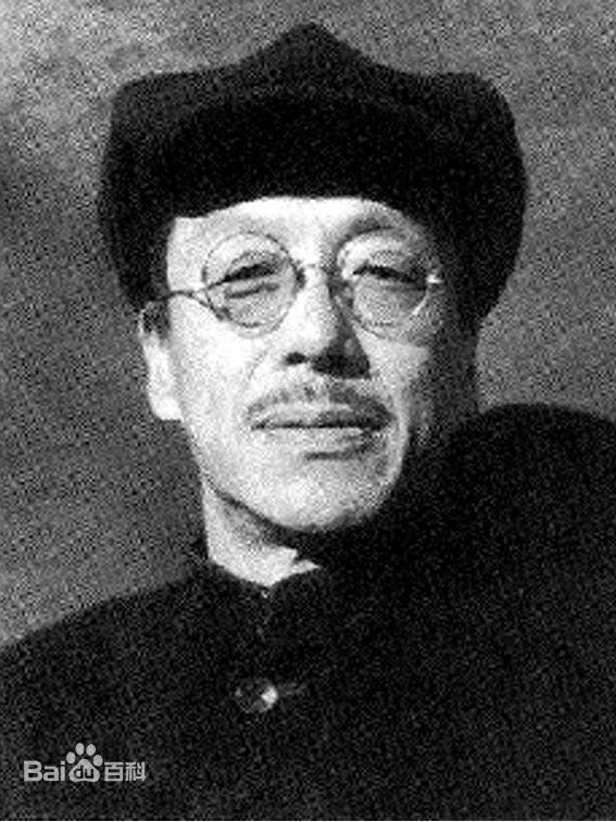 1937年底至1938年，匡亚明曾在延安担任康生的秘书。彼时康生任中共中央政治局