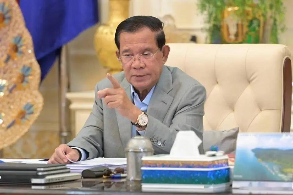 “洪森想当国王？柬埔寨权力博弈背后的玄机”

柬埔寨政坛最近有个说法，说洪森想取