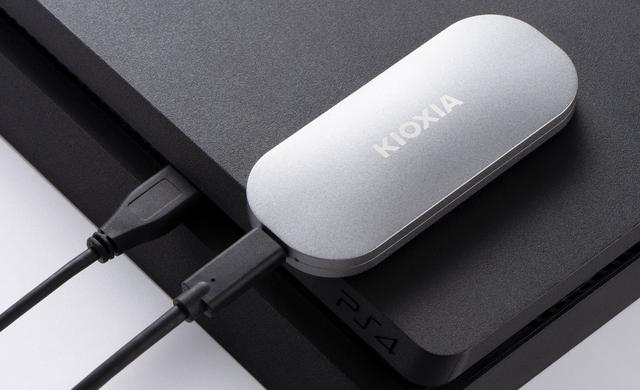 宣传7000MB/s，实际40MB/s，SSD是不是买到了假货？