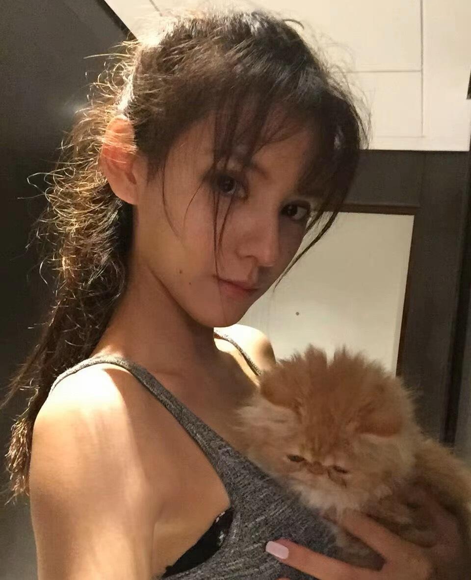 张予曦 早期自拍 