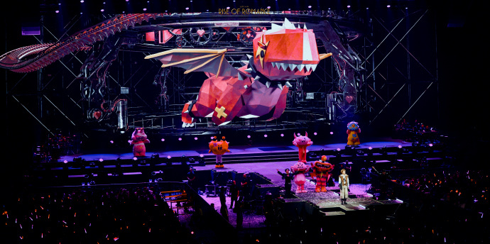 汪苏泷给粉丝和声作业打了满分哈哈，汪苏泷反应真快呀！ 