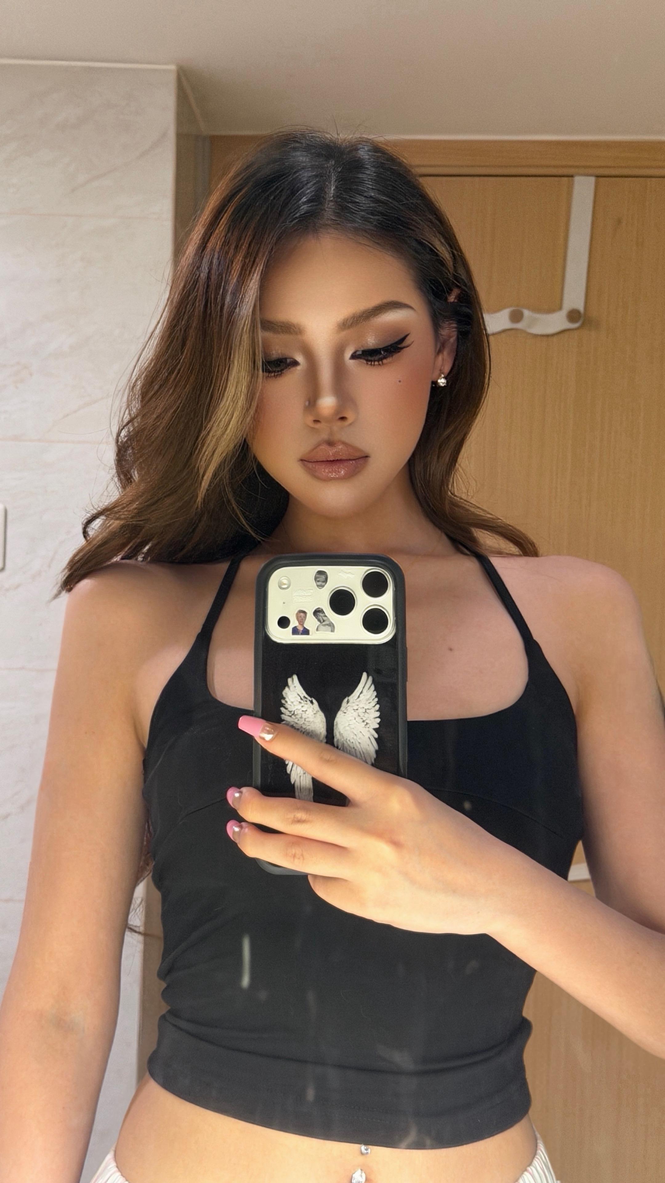 轻欧美 亚裔辣妹妆