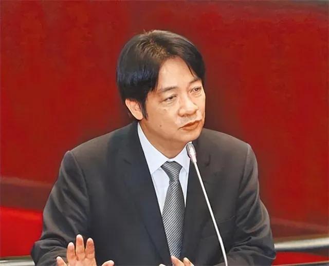 就在刚刚，
台独分子赖清德正式宣布，
1月22日，针对台美关税达成协议，赖清德宣