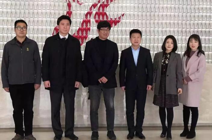 太无语了！我请5名韩国客户来到山东青岛游玩，吃青岛大虾、黄焖鸡、九转大肠等经典鲁