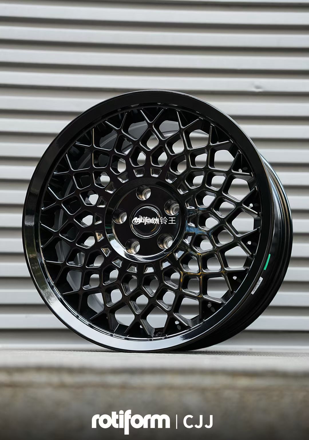 Rotiform CJJ 新款上市18寸大众高尔夫 ID3现货来尝鲜 