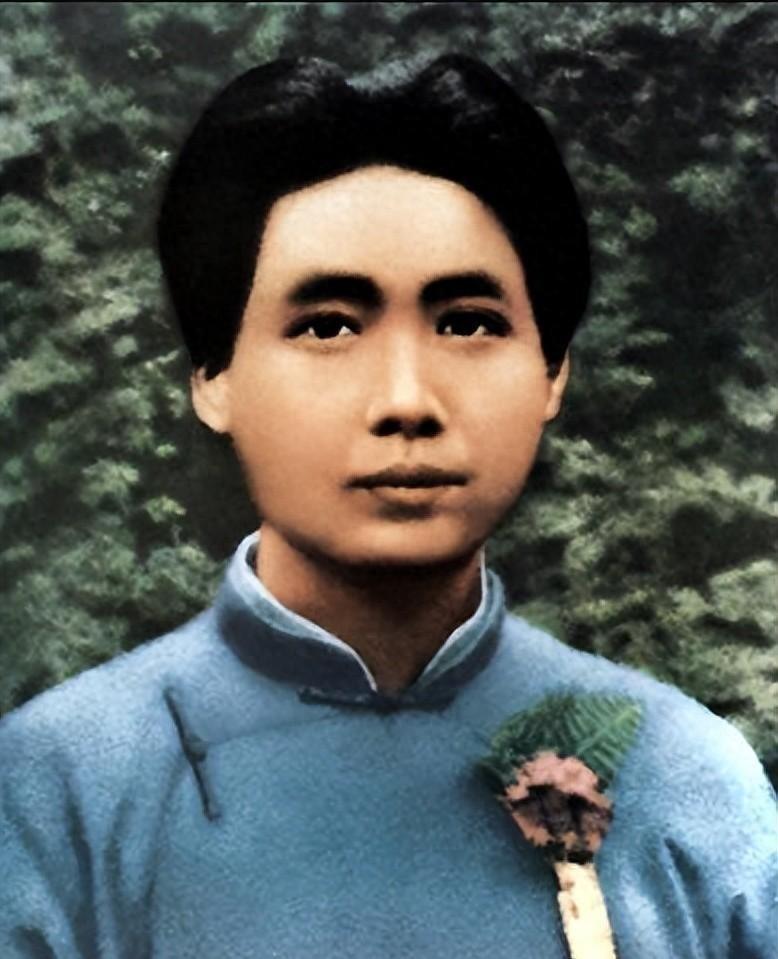 1955年毛主席接济生病老师五百元，却被老师反问：你哪儿弄到这么多钱？
1920
