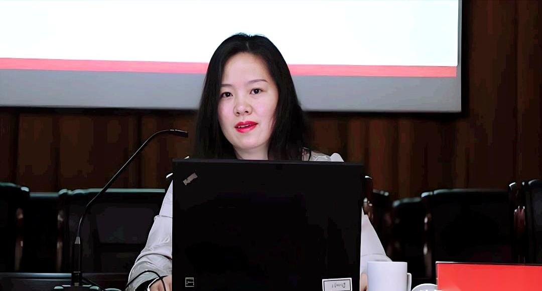 “我们监管的不是代码报表，是老百姓的信任。”
说这话的，是河南证监局的楚天慧。她