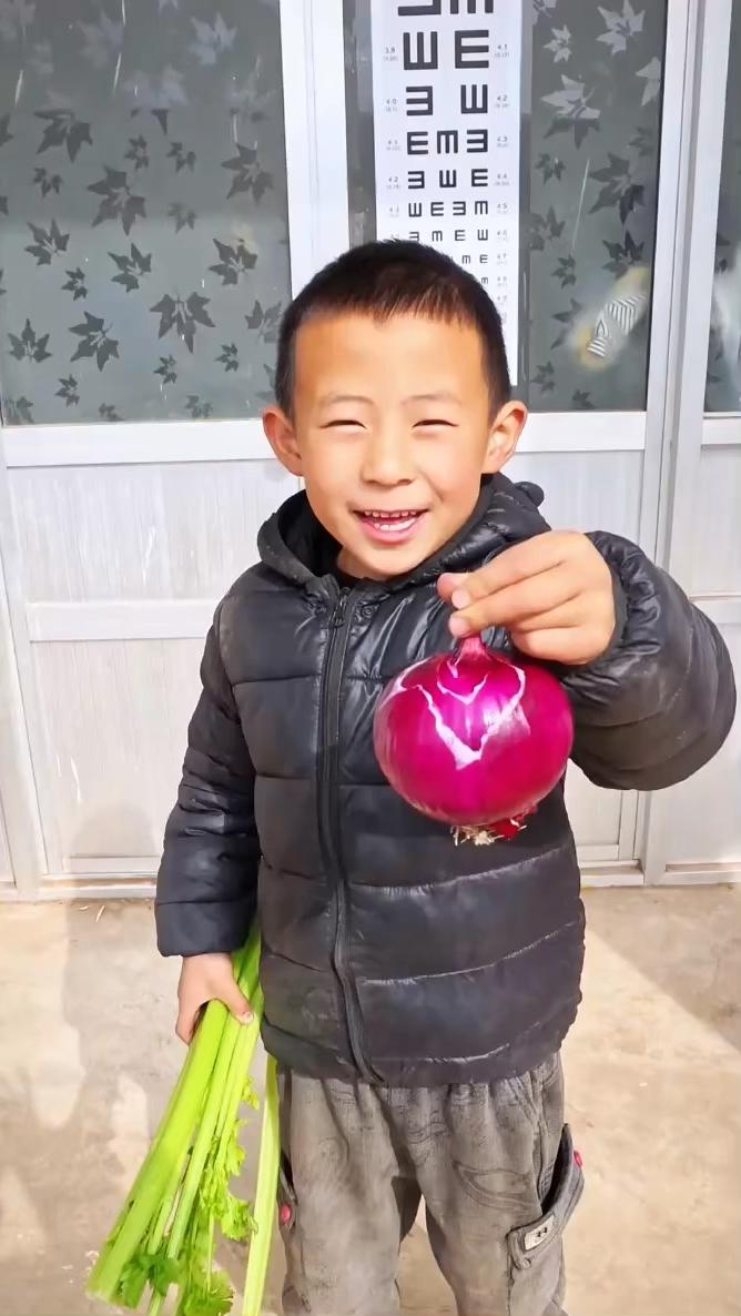 我喜欢红色，我不喜欢绿色，你们能给我多给点红色吗？