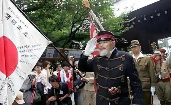 奉劝所有中国人，真的要打起十二分的精神了，做好心理准备防止日本军国主义复活！
