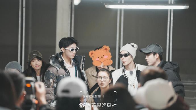 #花少6出发状态#宋茜、金晨、周雨彤、侯明昊、田嘉瑞、陈好、荣梓杉花少6路透图！