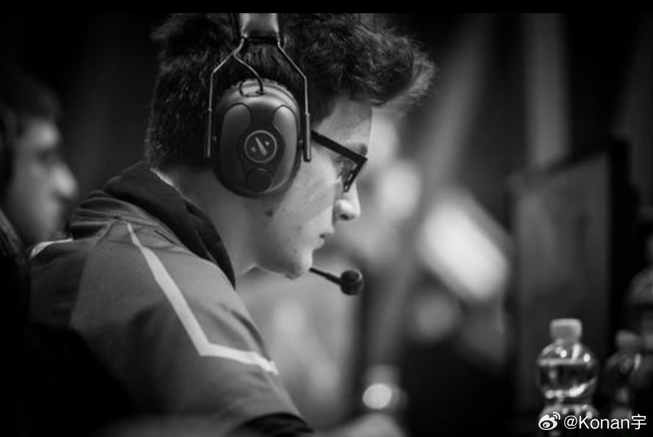 Xinq：还奇迹哥历史独一档，入脑了吧兄弟，奇迹哥早被什么TI两冠超越完了都，奇