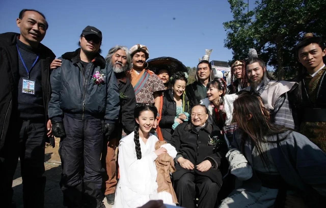 从青涩到成熟，你喜欢何时的刘亦菲气质女人，到底是什么样的