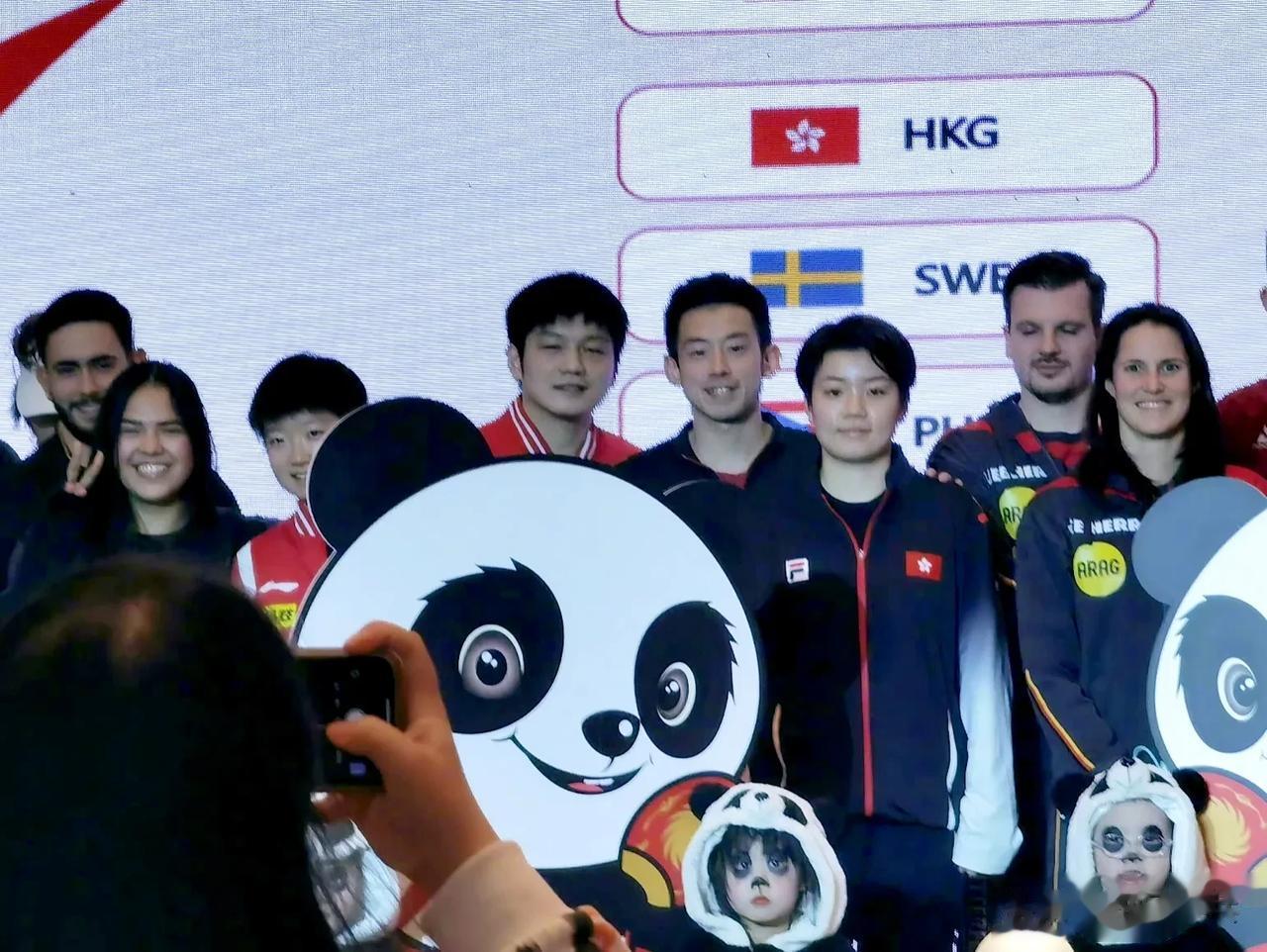 成都混团世界杯抽签分组出炉
A组：中国，中国香港，瑞典，波多黎各
B组：德国，葡