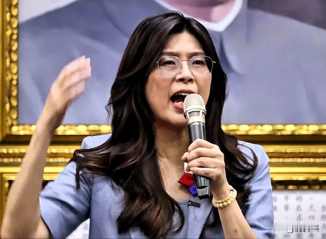 国民党主席郑丽文近日接受美国《时代》杂志专访，被问及两岸未来时，郑丽文重申，“任