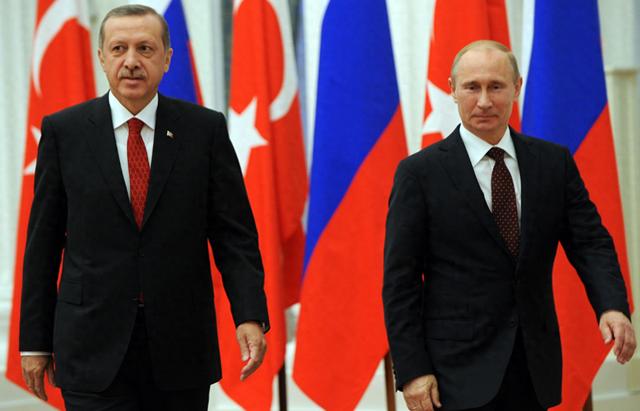 俄总统普京与土耳其总统埃尔多安通电话讨论乌克兰局势