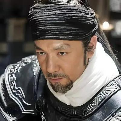 公元前 257 年冬月，咸阳西门外十里，杜邮驿馆。
寒风卷着枯叶，像无数冤魂在旷