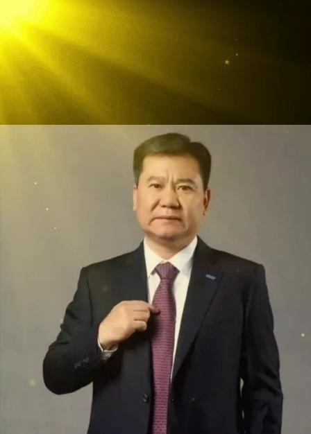 张近东先生以净身出户的方式退出了苏宁，据说他一生拼搏还剩一套房和缴完了的社保。上